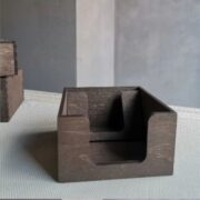 Серветник з прижимом коричневий